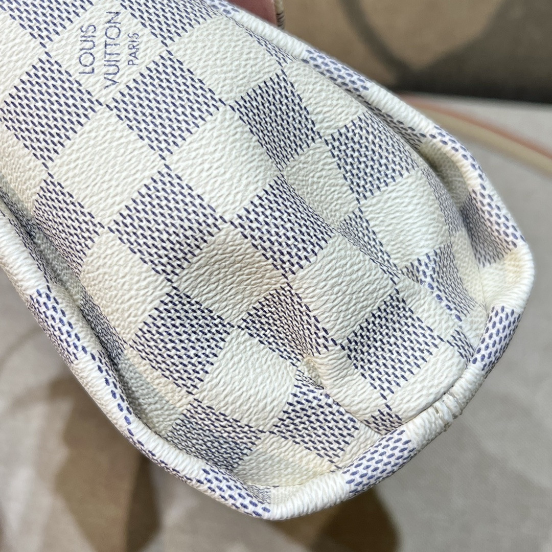 Louis Vuitton Croisette Bag