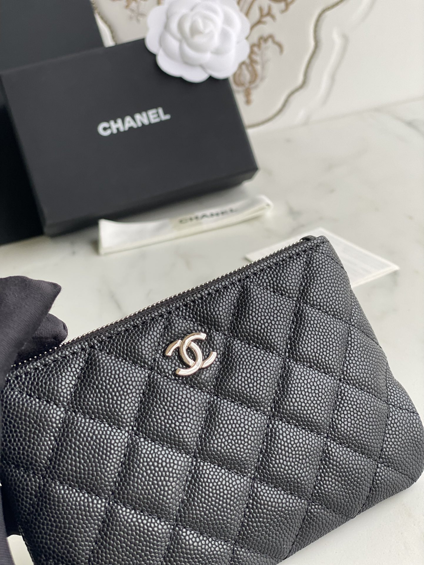 Chanle Zipped Wallet