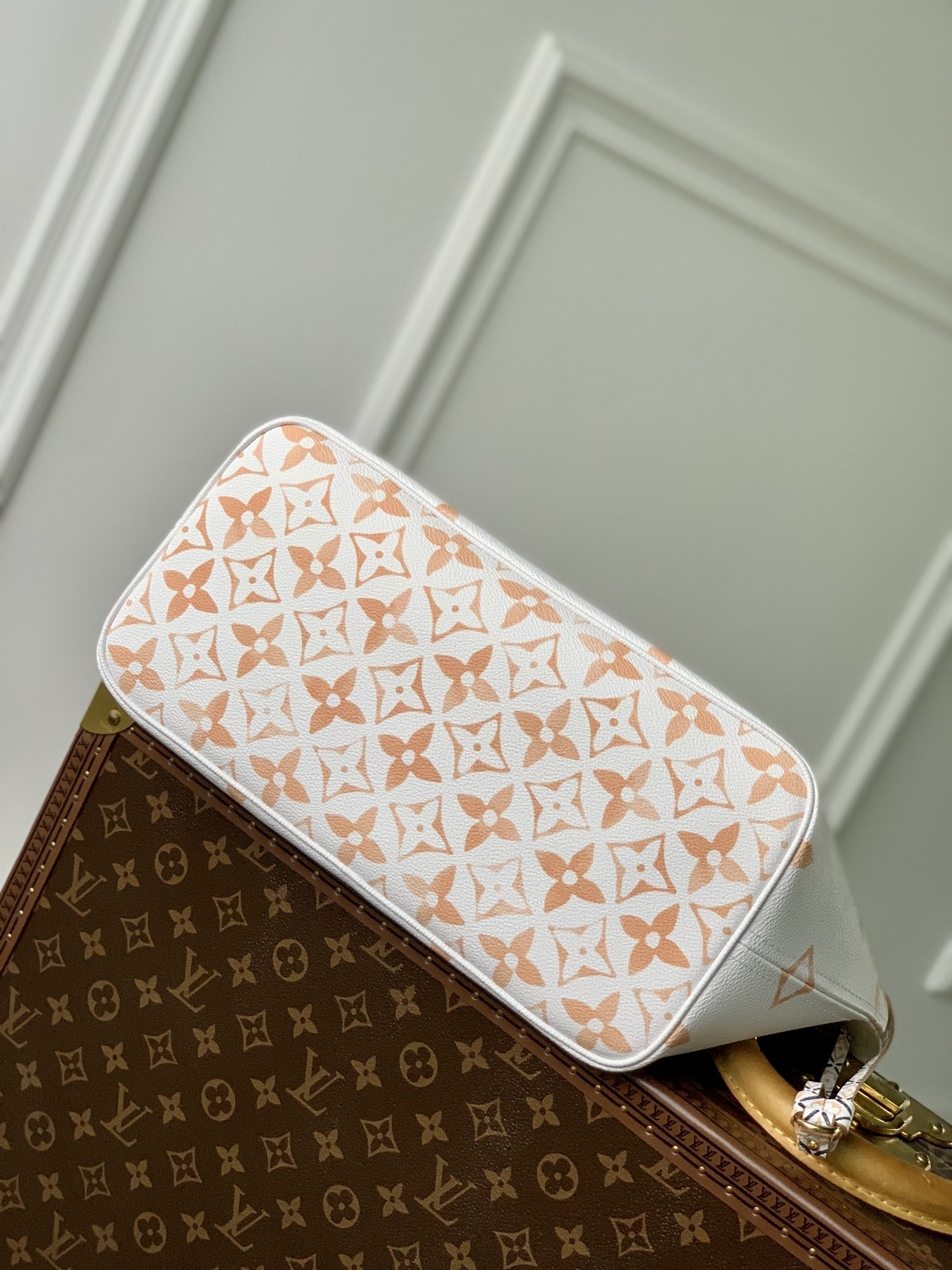 Louis Vuitton Neverfull Bag