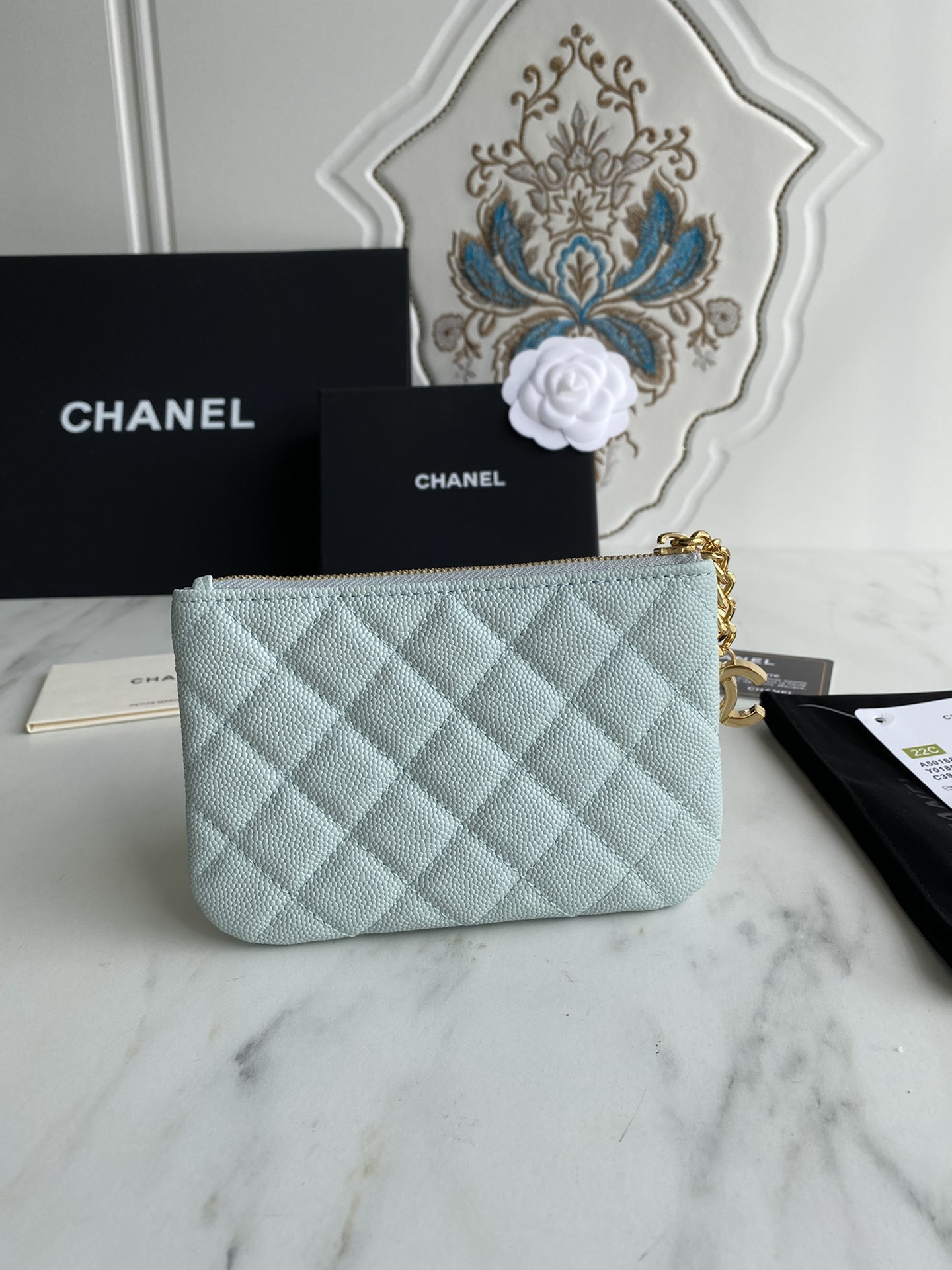 Chanle Zipped Wallet