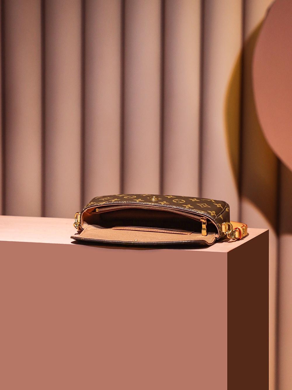 Louis Vuitton Ivy Bag