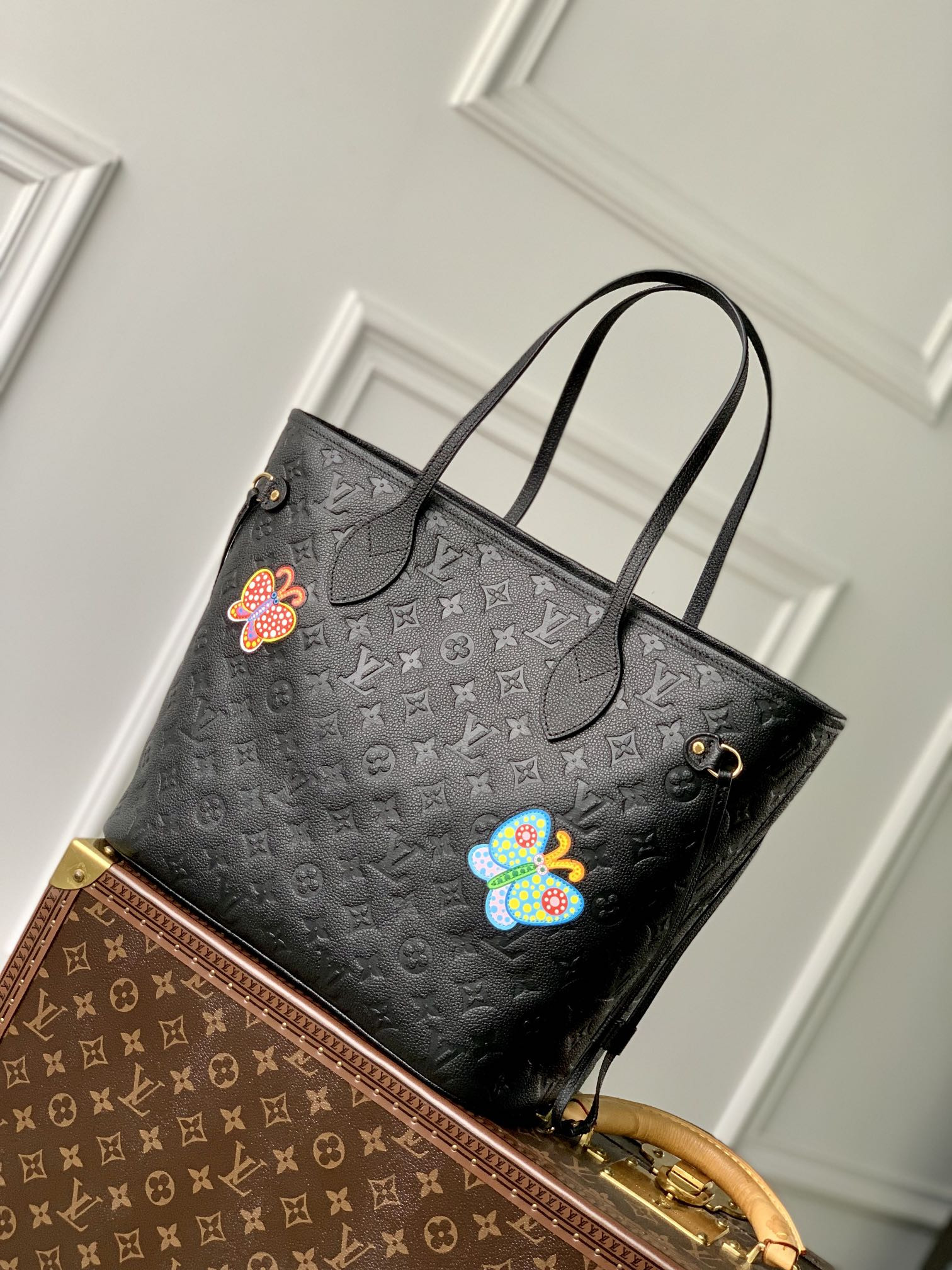 Louis Vuitton Neverfull Bag
