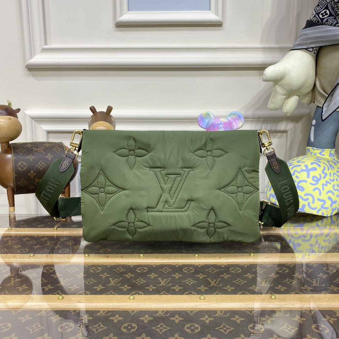 Louis Vuitton Maxi Multi Pochette Accessoires Bag