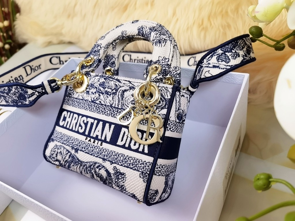 Mini Lady Dior Bag