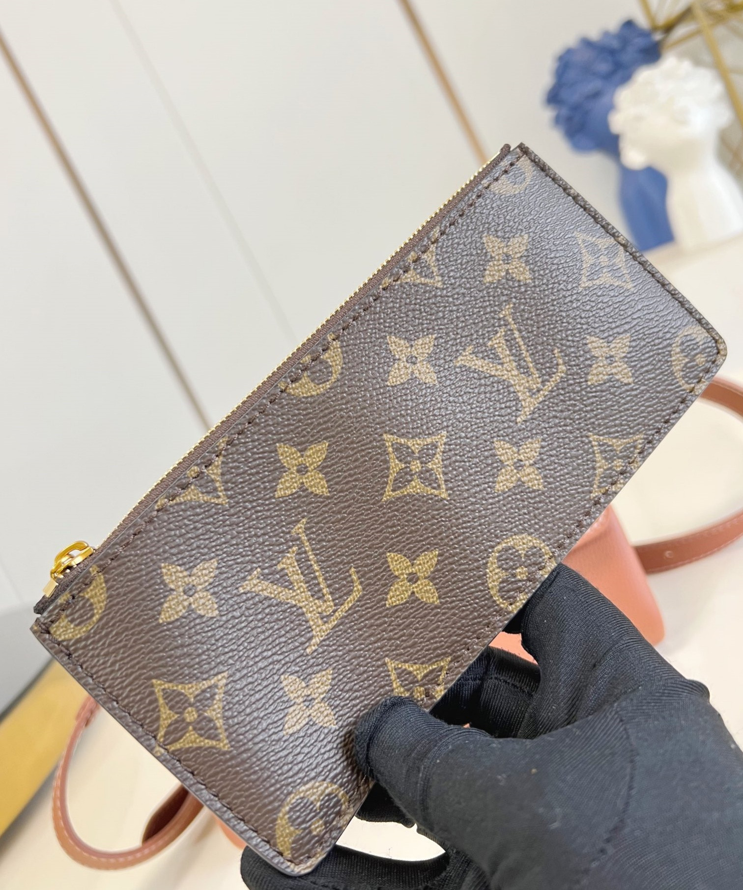 Louis Vuitton Wallet On Chain Handbag