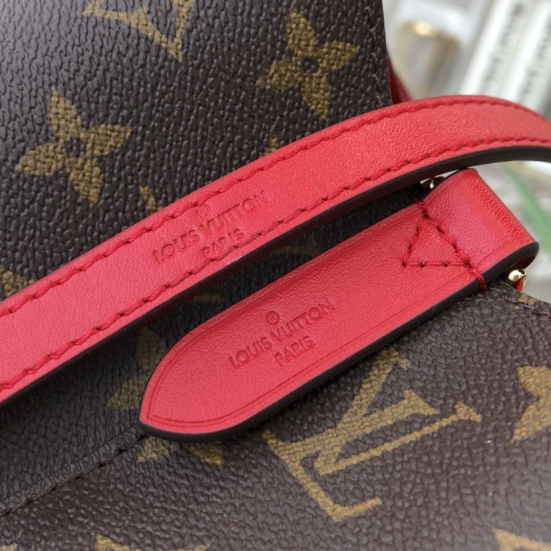 Louis Vuitton Néonoé Bag