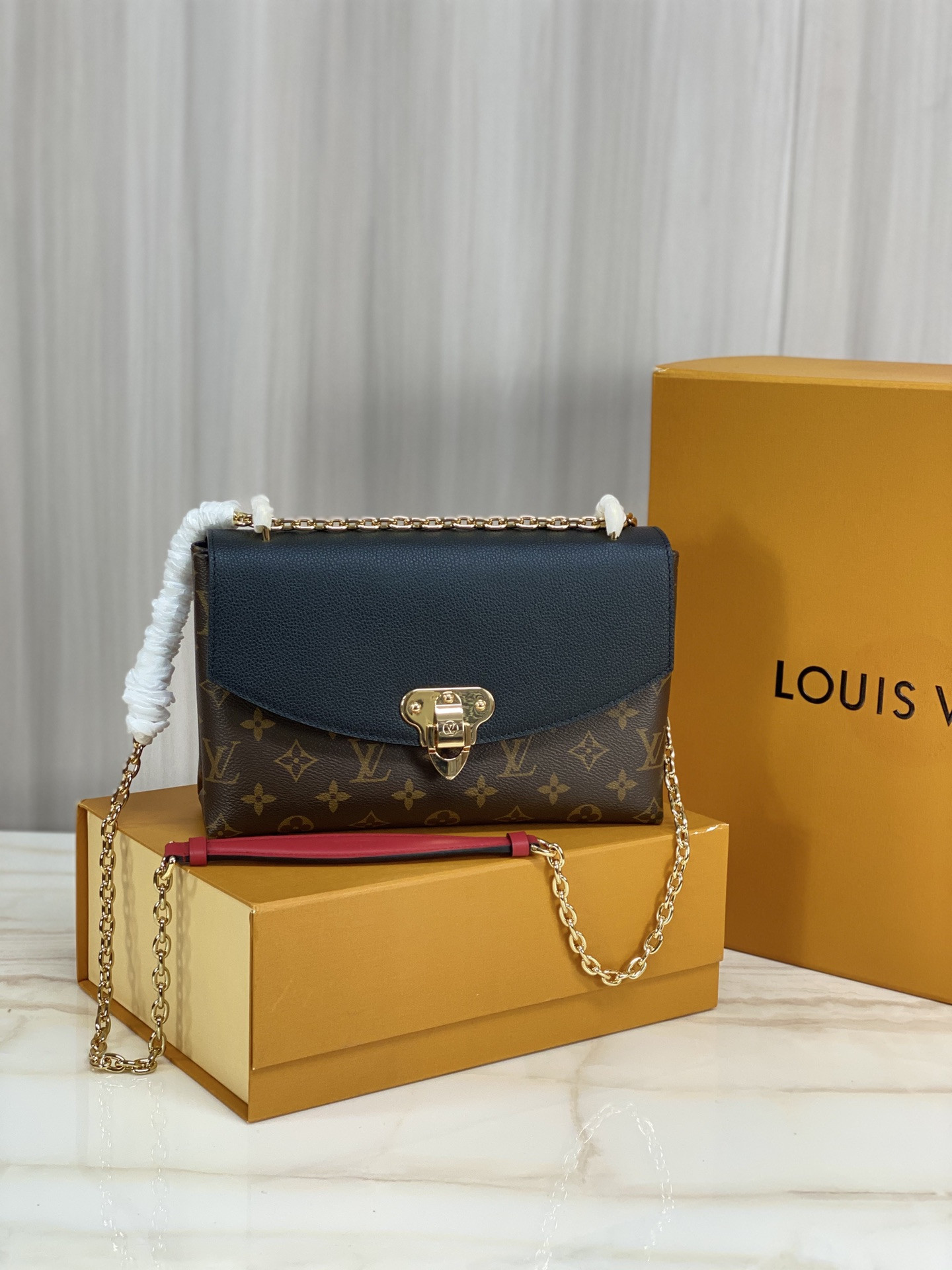 Louis Vuitton Saint Placide Chain Bag