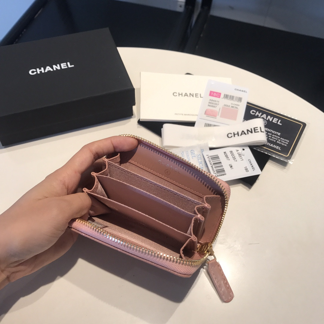 Chanle Zipped Wallet