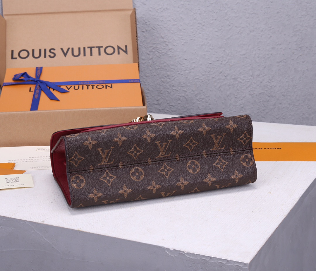 Louis Vuitton Victoire Bag