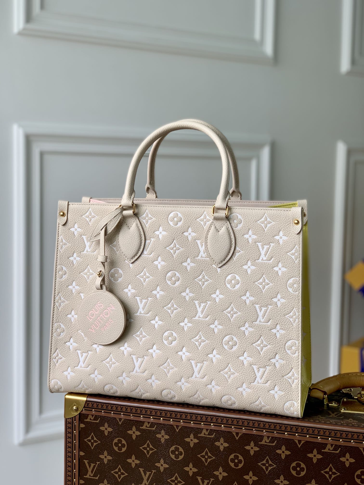 Louis Vuitton Onthego Bag