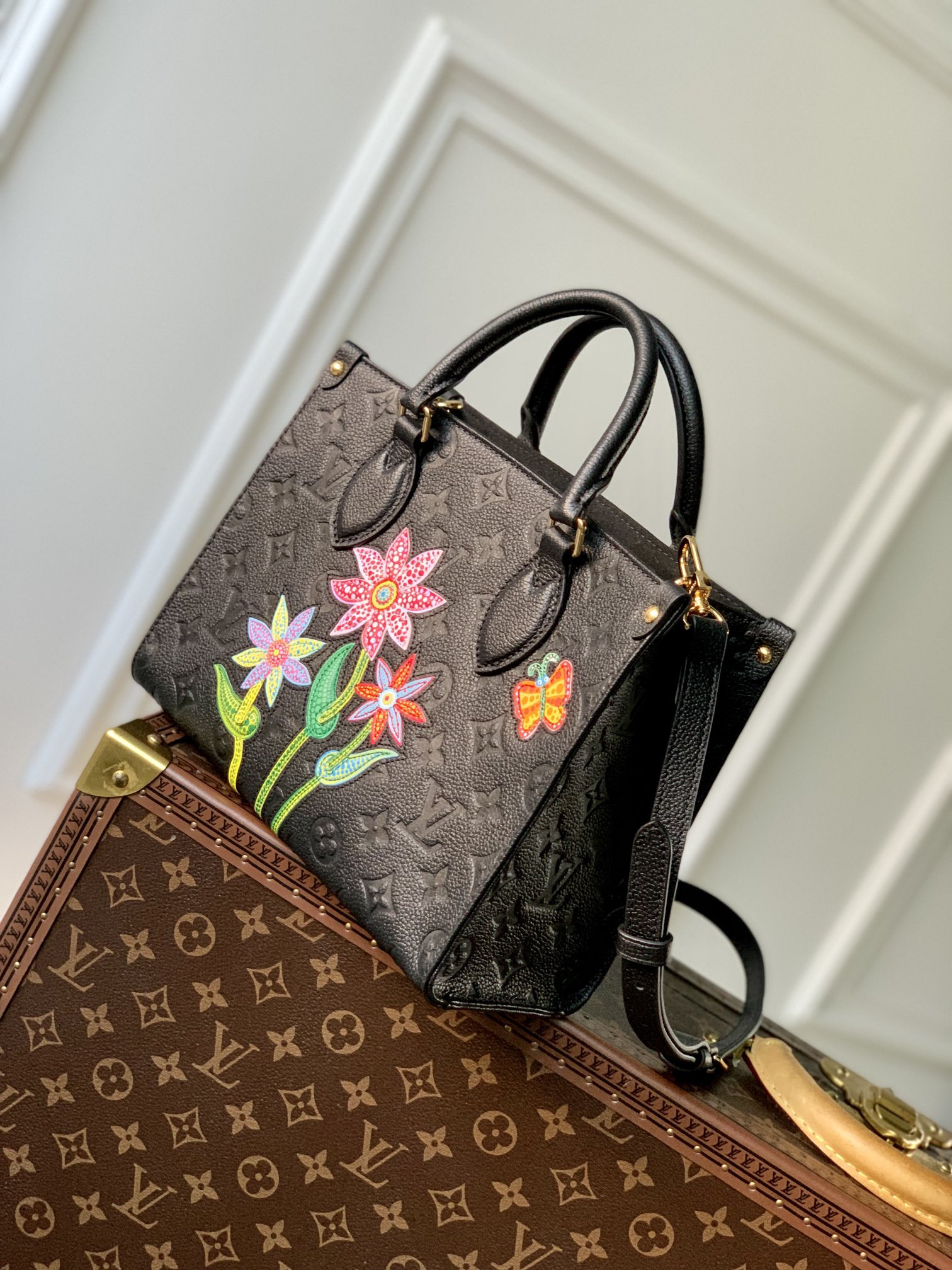 Louis Vuitton Onthego Bag