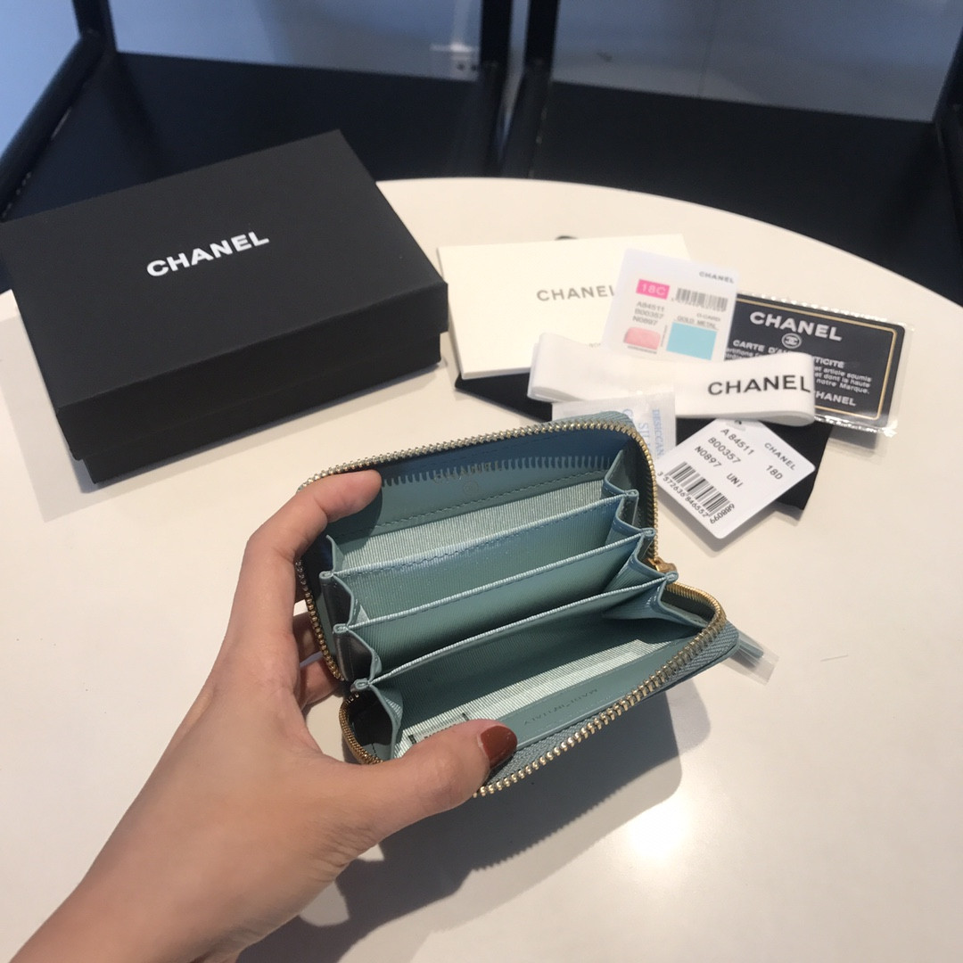 Chanle Zipped Wallet