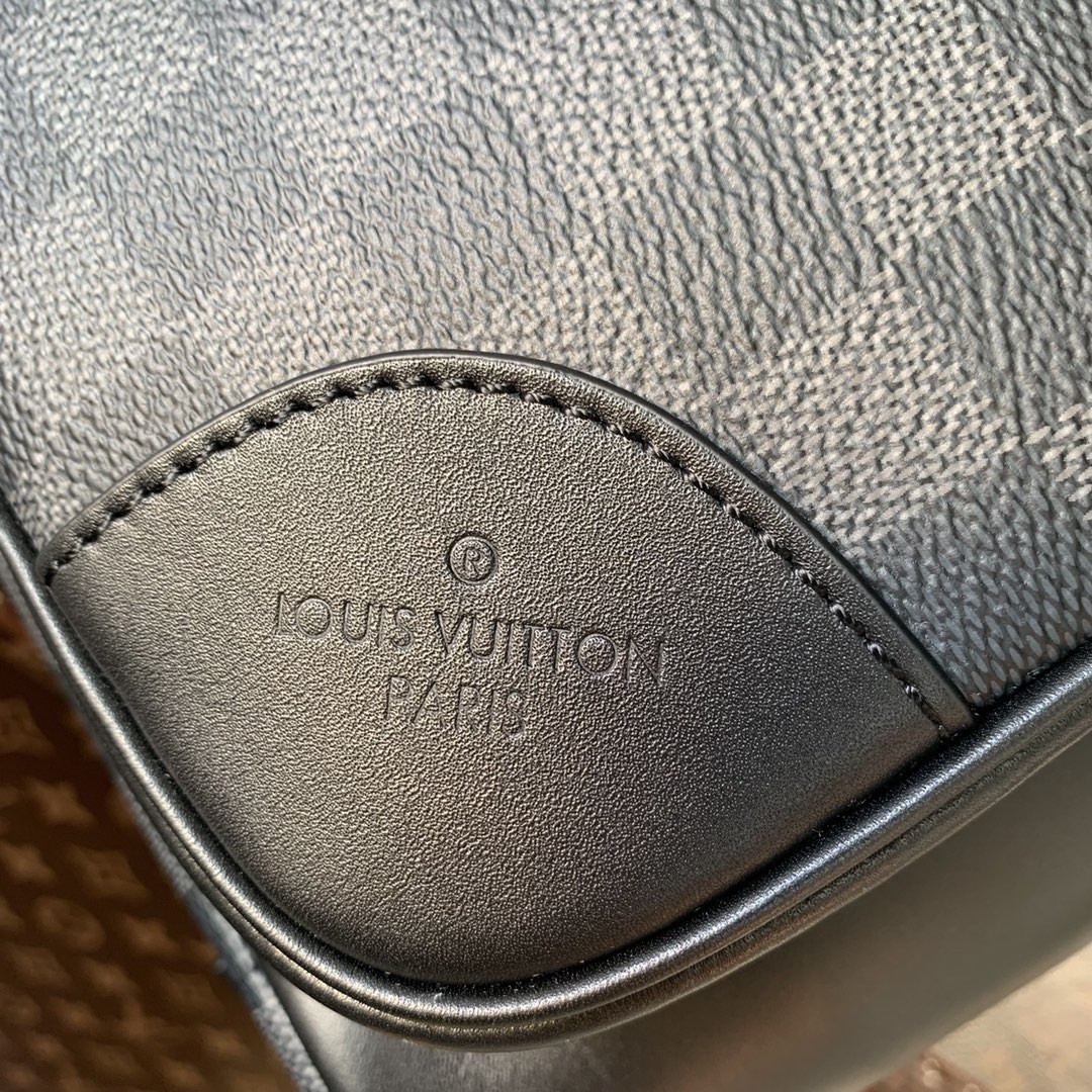 Louis Vuitton Dean Bag