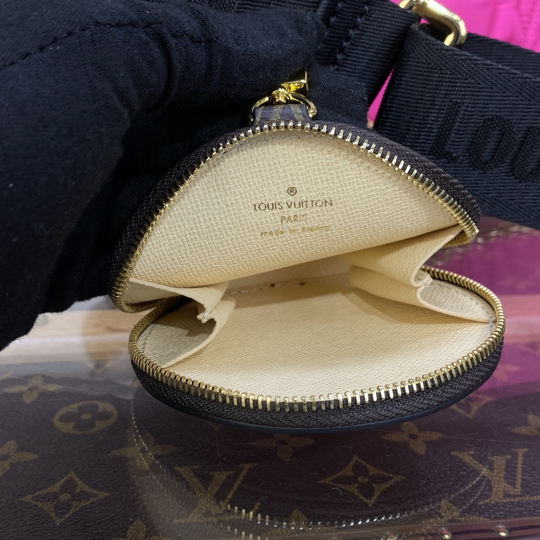 Louis Vuitton Maxi Multi Pochette Accessoires Bag