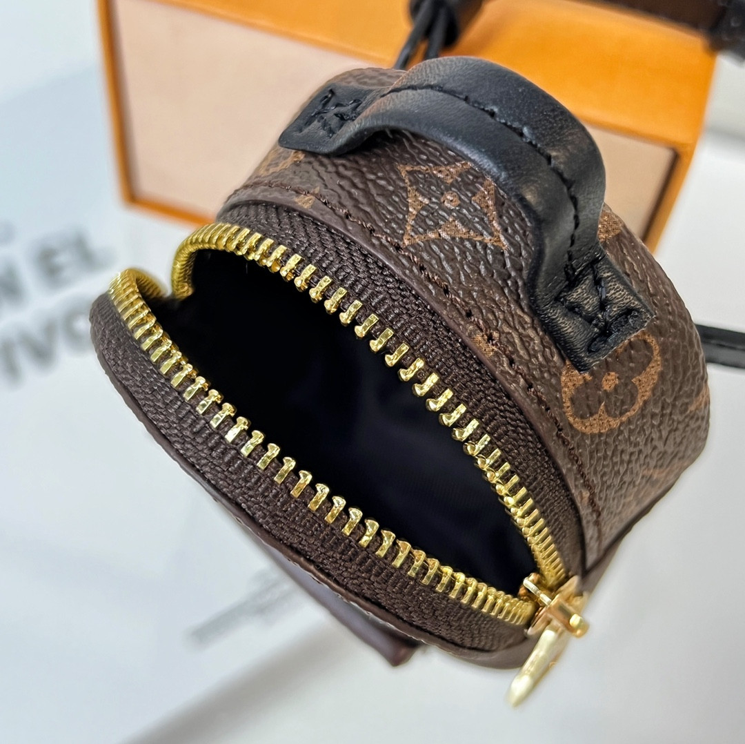 Louis Vuitton Palm Springs Bag