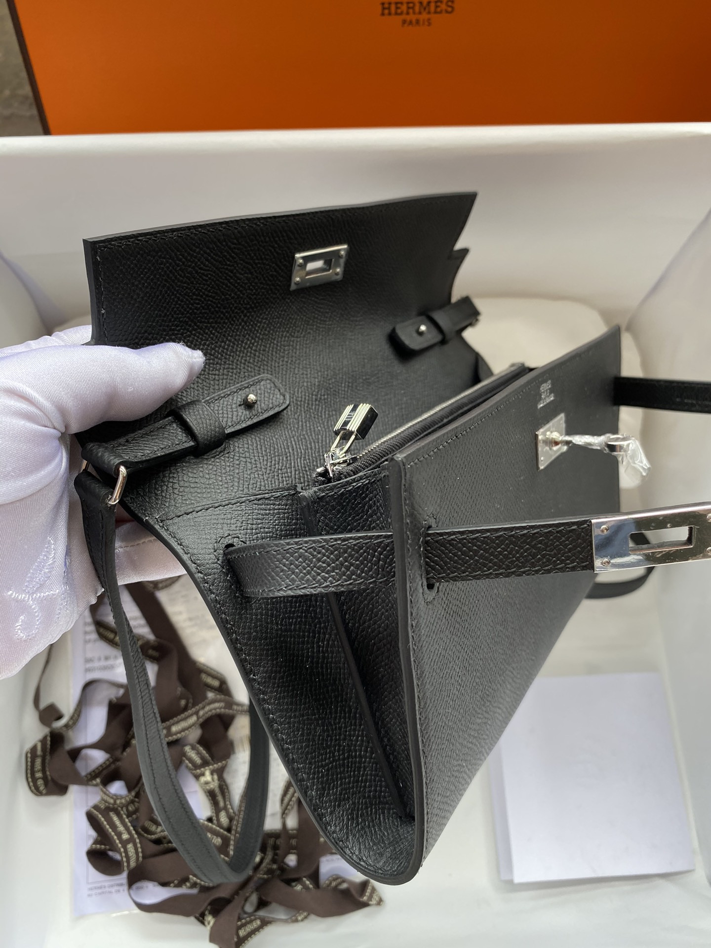 Kelly Classique To Go