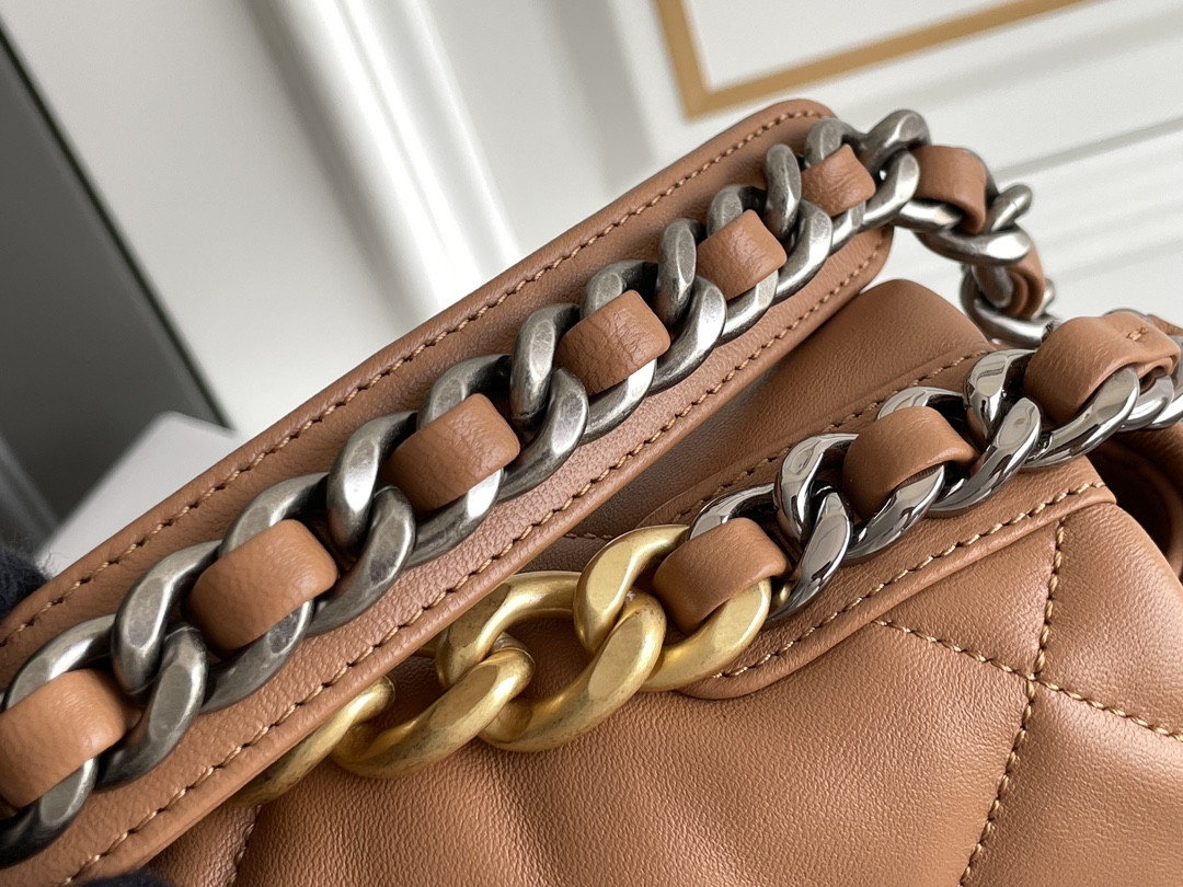 Chanle 19 Handbag