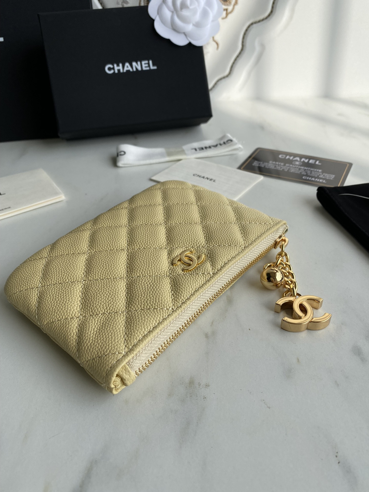 Chanle Zipped Wallet