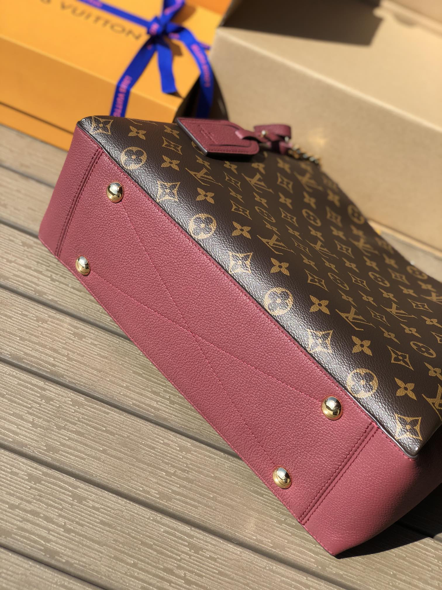 Louis Vuitton Surene Bag