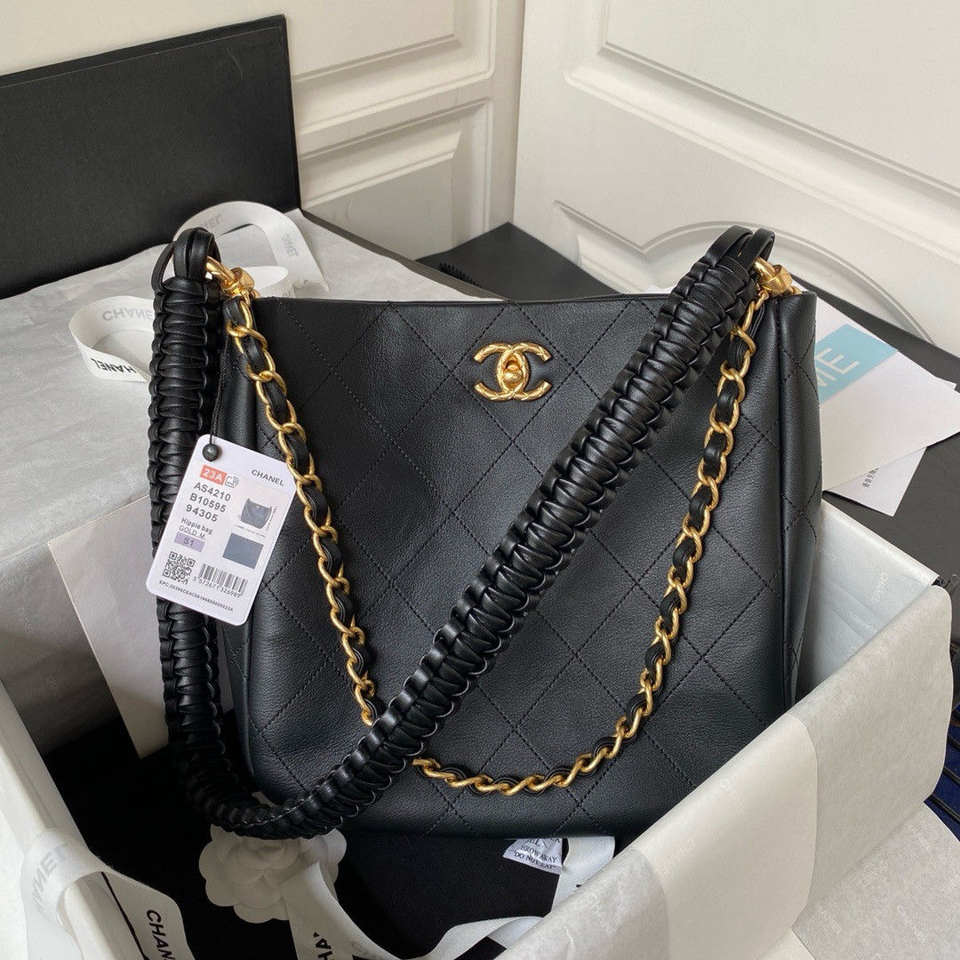 Chanel 23a Hobo Bag
