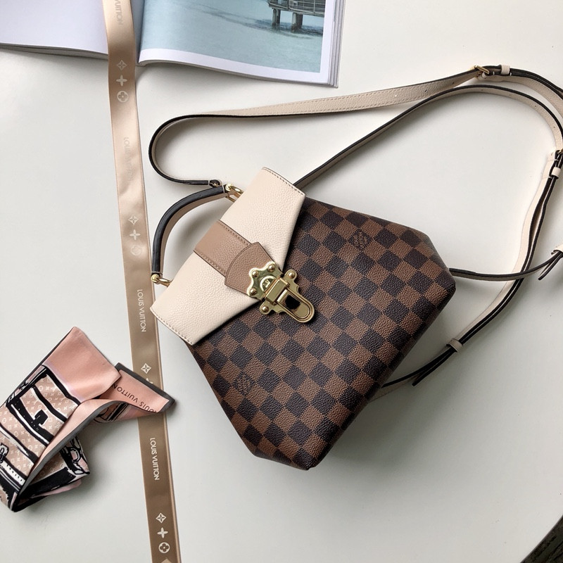 Louis Vuitton Clapton Bag
