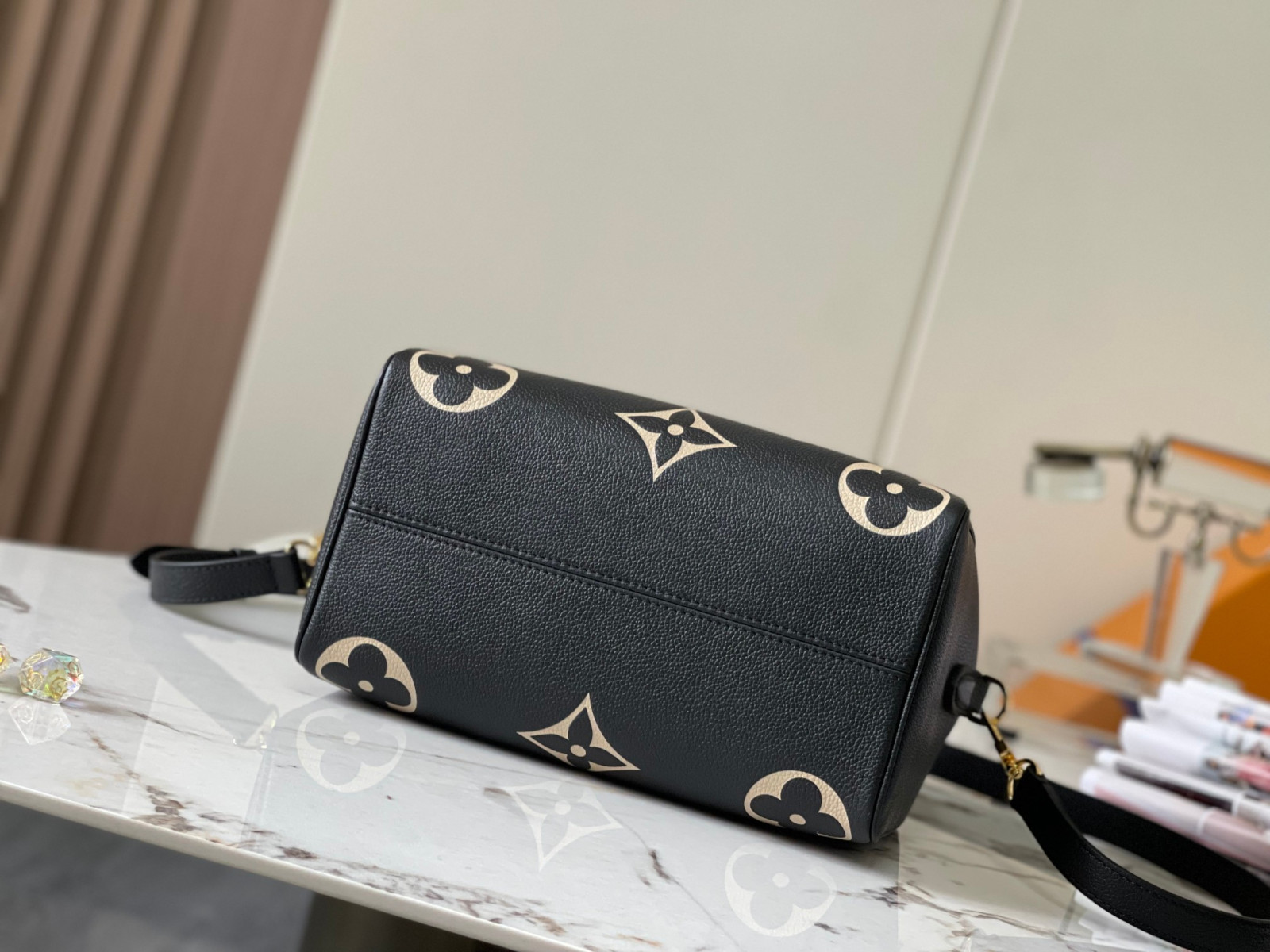 Louis Vuitton Speedy Bandoulière 25 Bag
