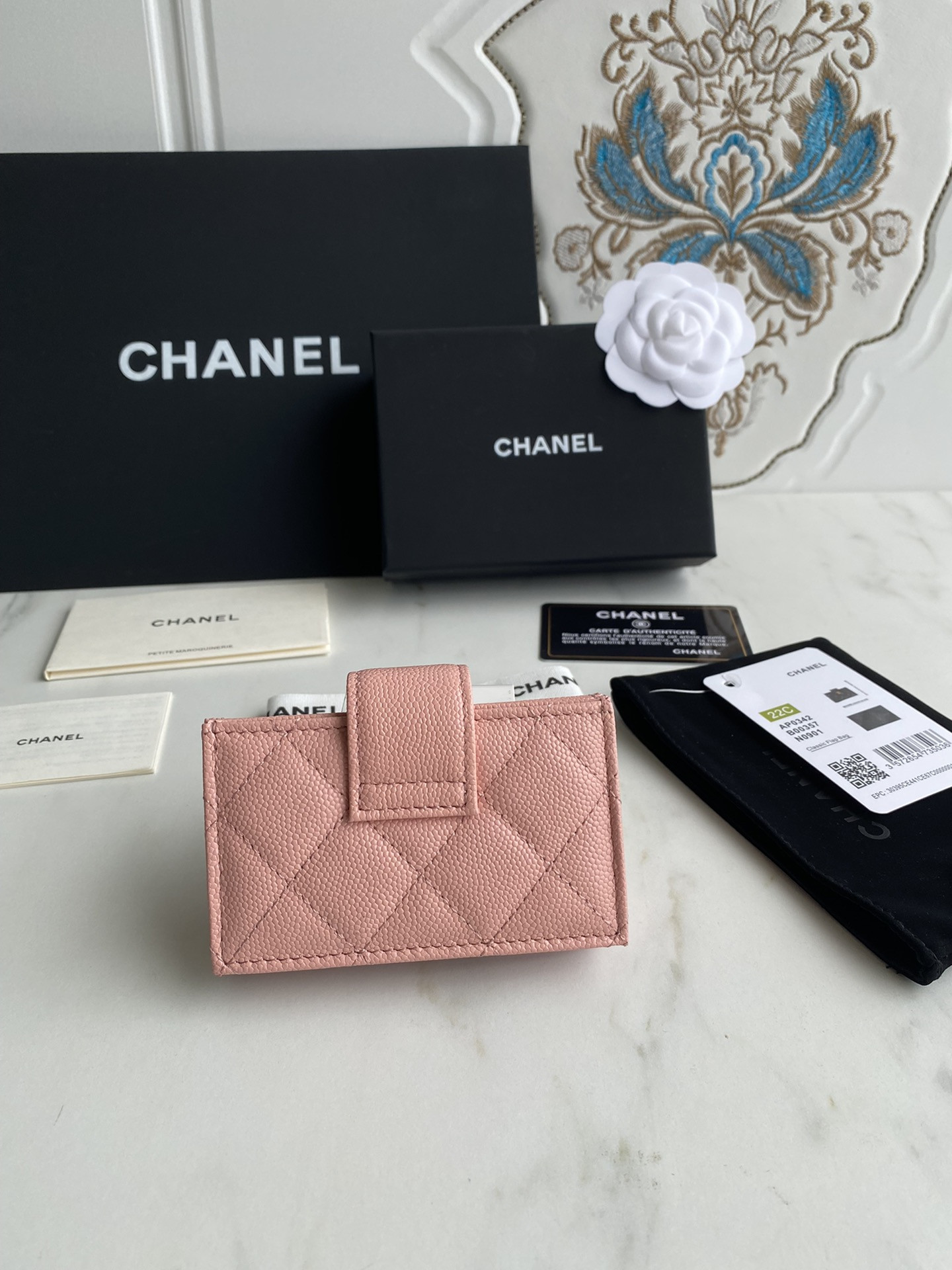 Chanle Flap Wallet