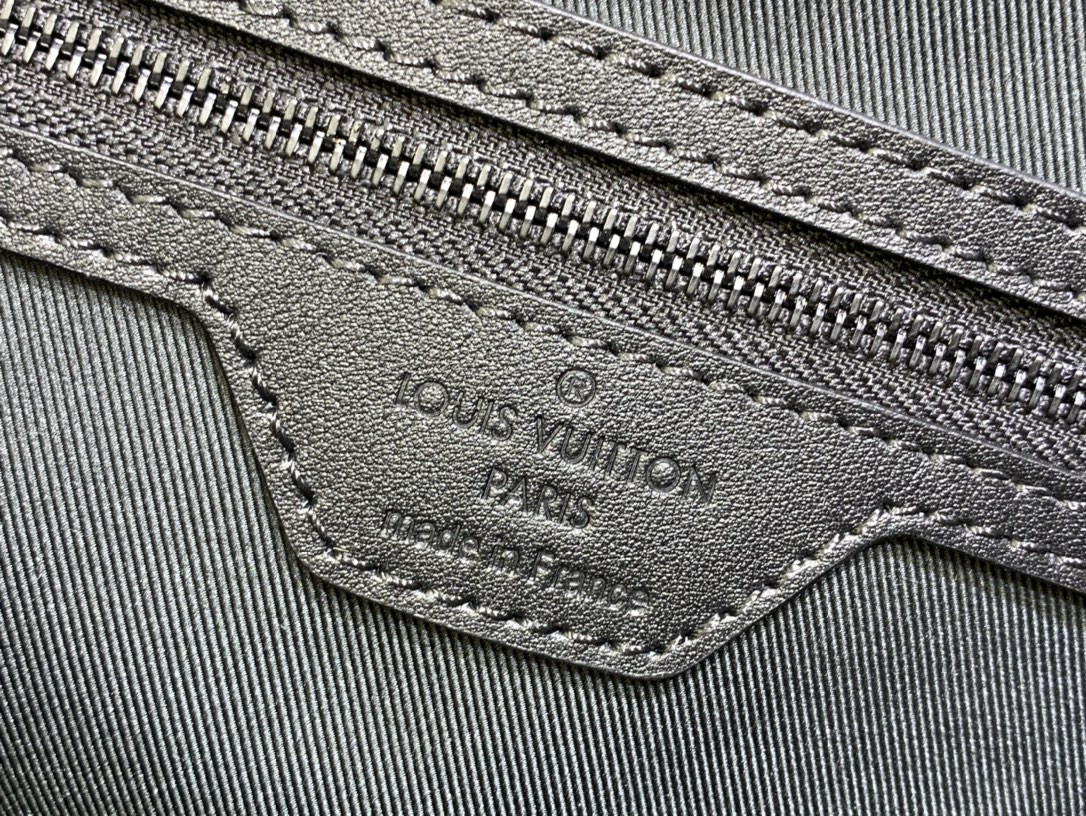 Louis Vuitton Speedy Bandoulière 25 Bag