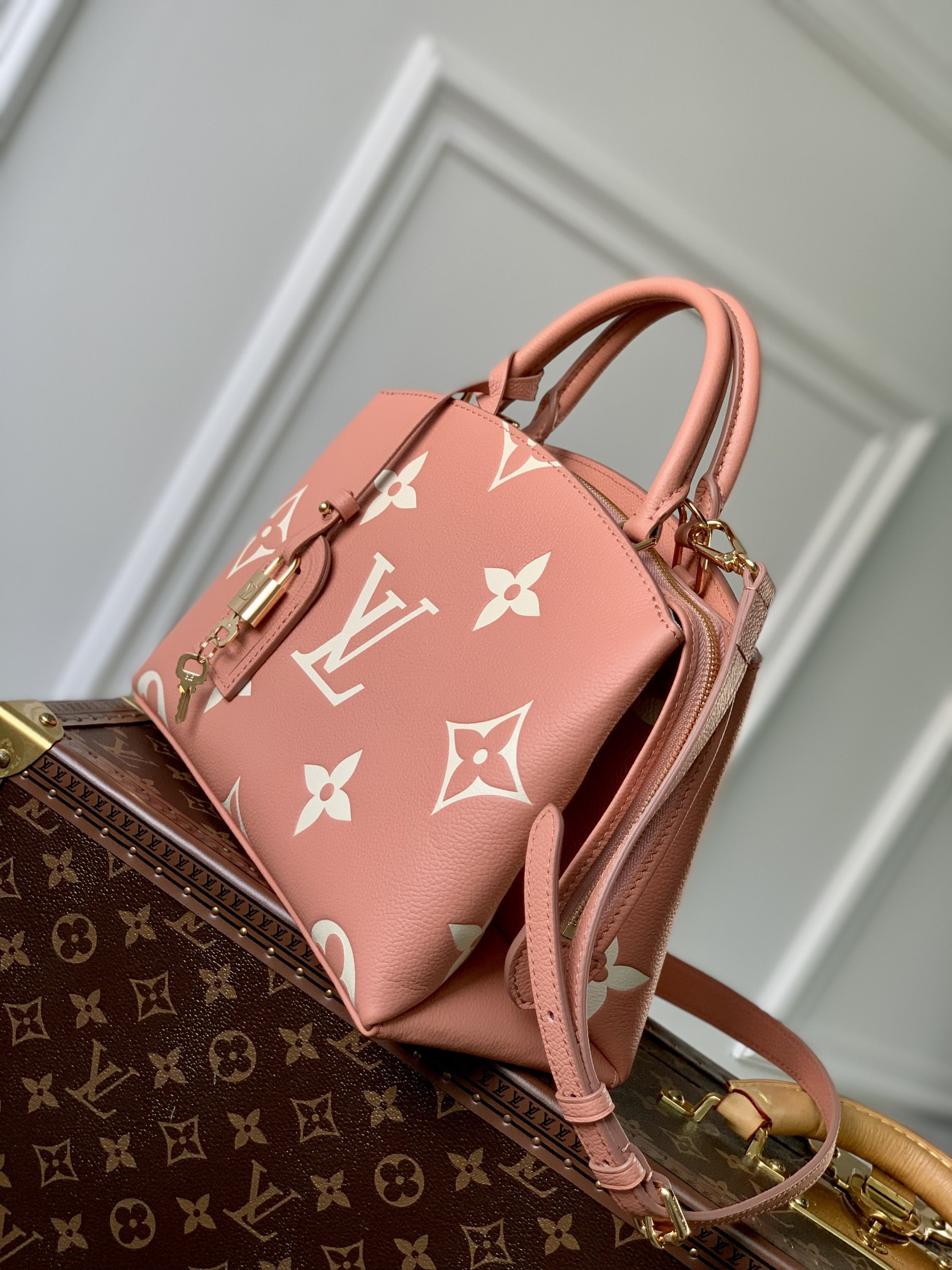 Louis Vuitton Petit Palais Bag