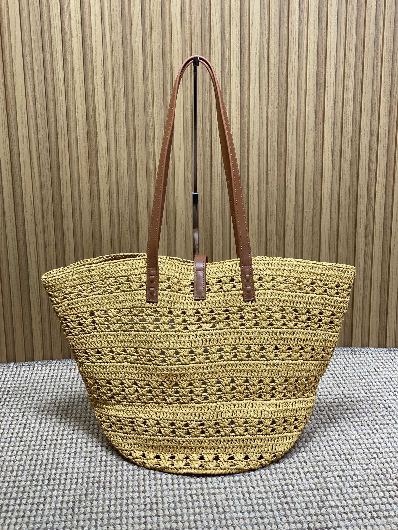 YSL straw tote basket, pure handmade. 685618 Size: 55*31*28cm