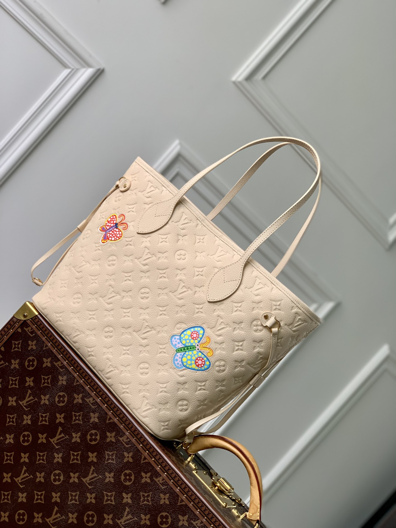Louis Vuitton Neverfull Bag