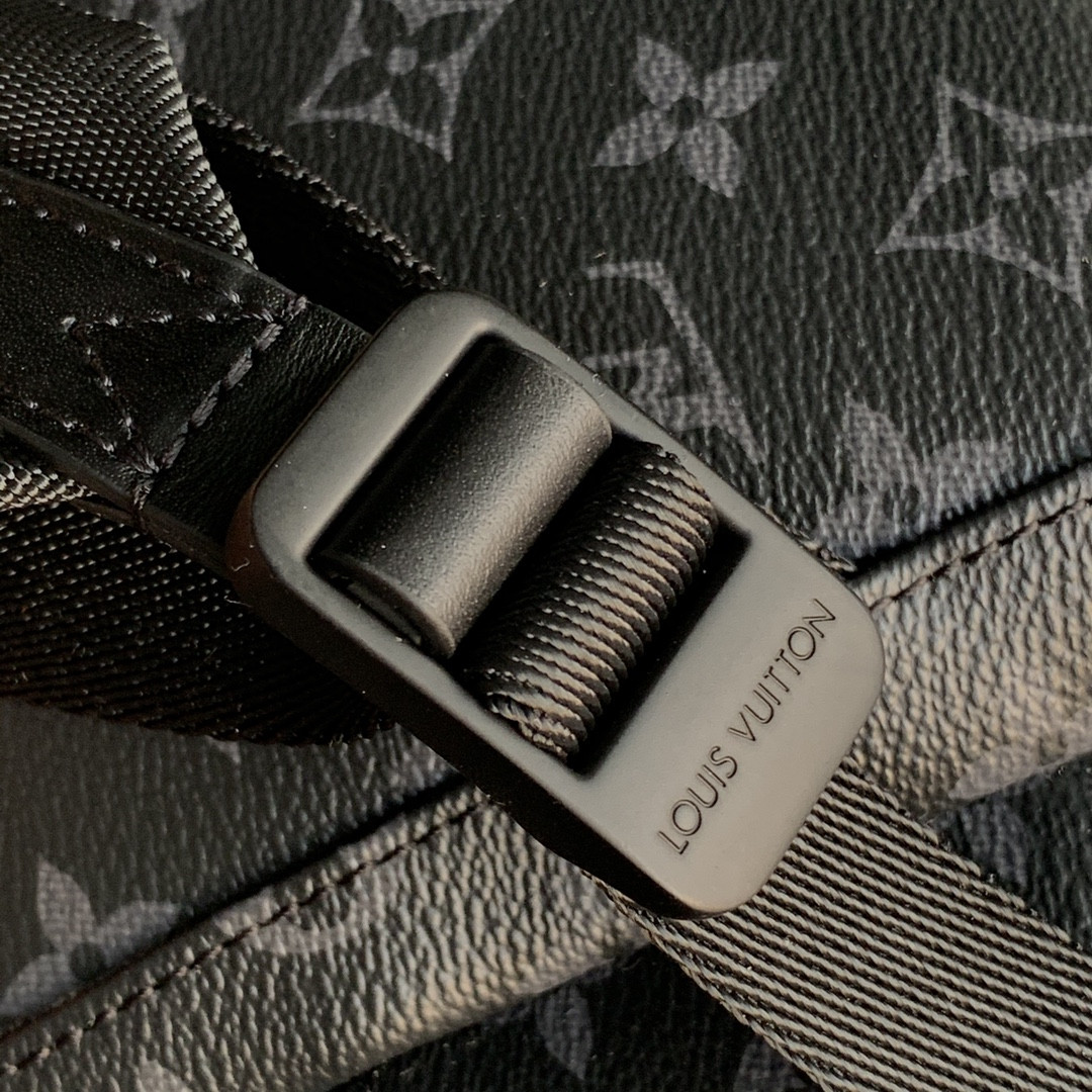 Louis Vuitton Trio Bag