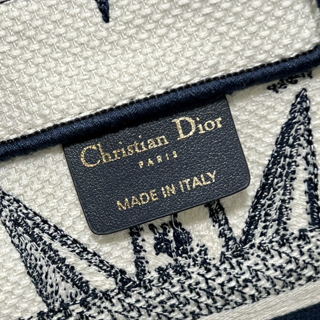 Medium Dior Book Tote