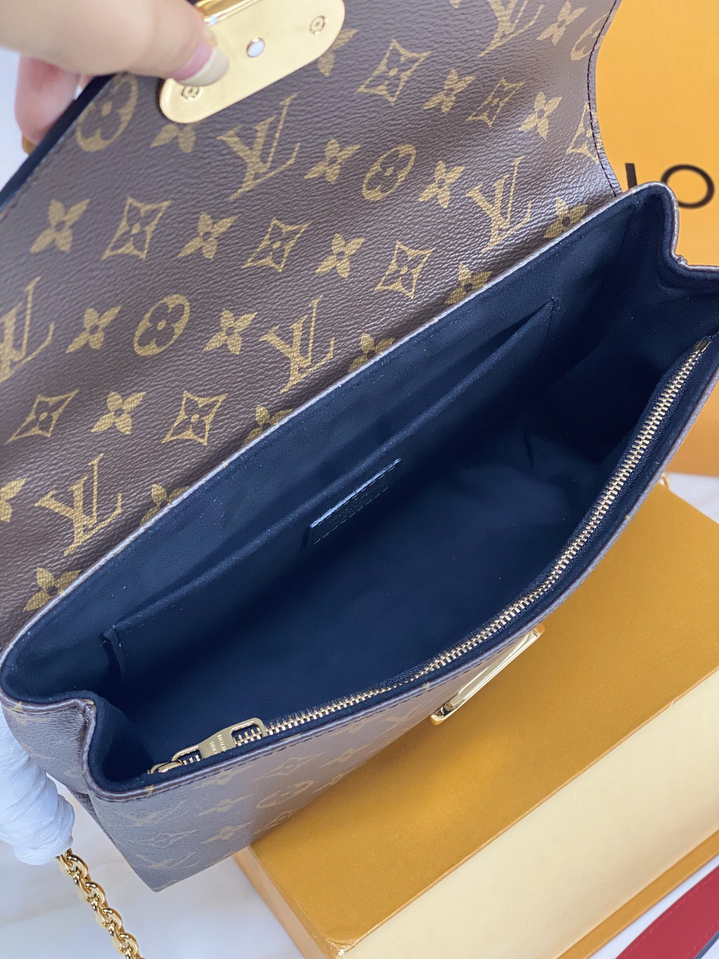Louis Vuitton Saint Placide Chain Bag