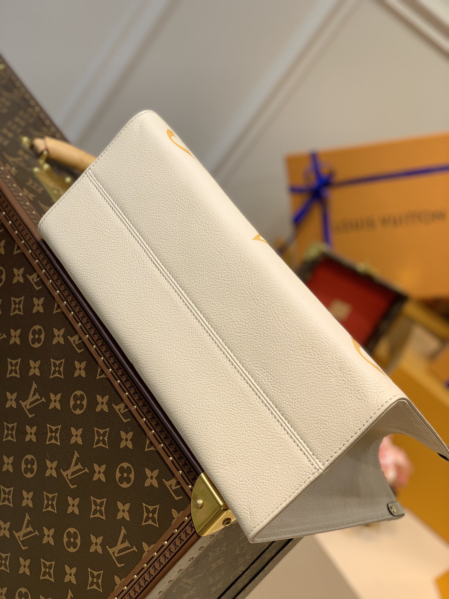 Louis Vuitton Onthego Bag