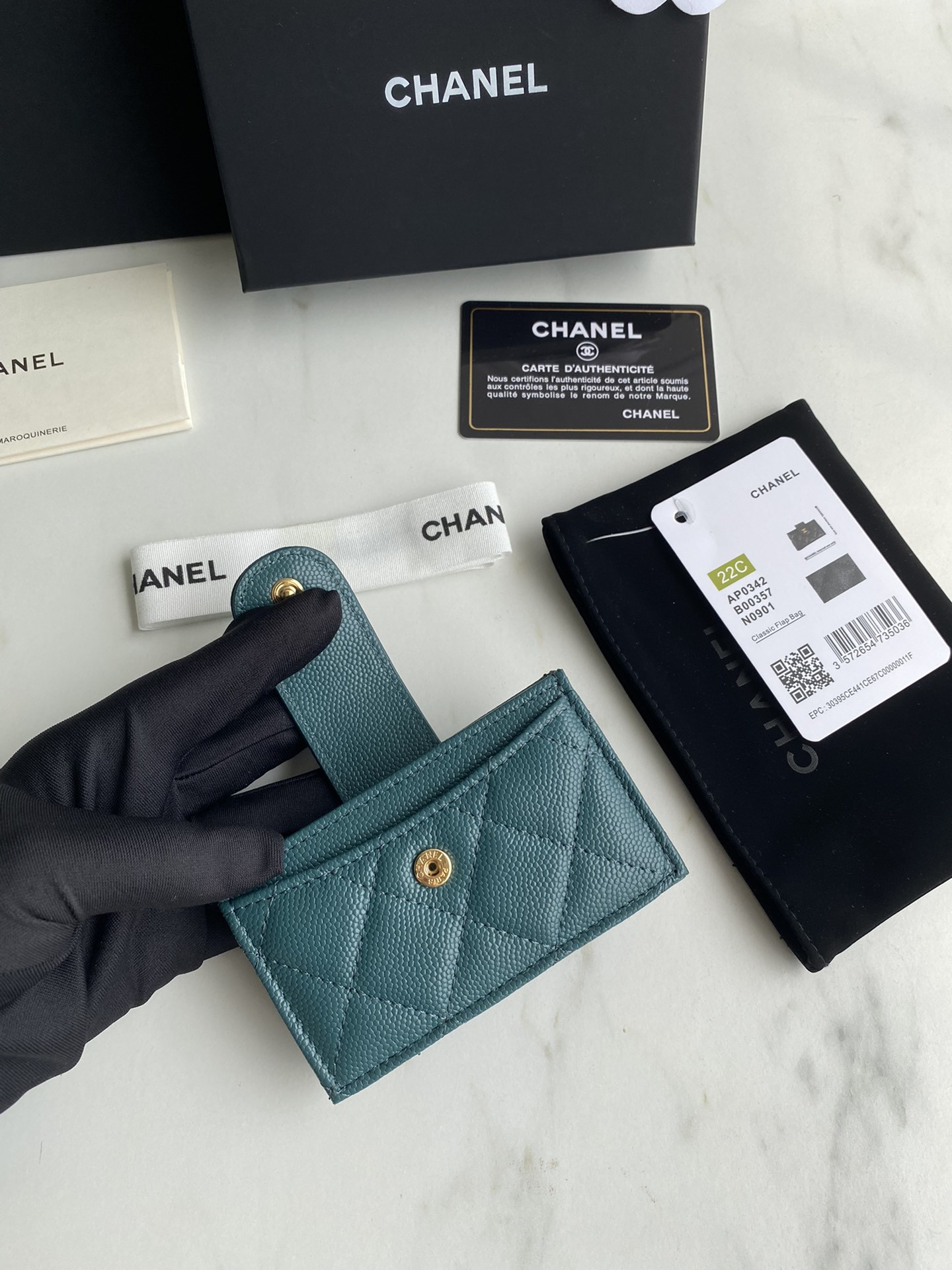 Chanle Flap Wallet