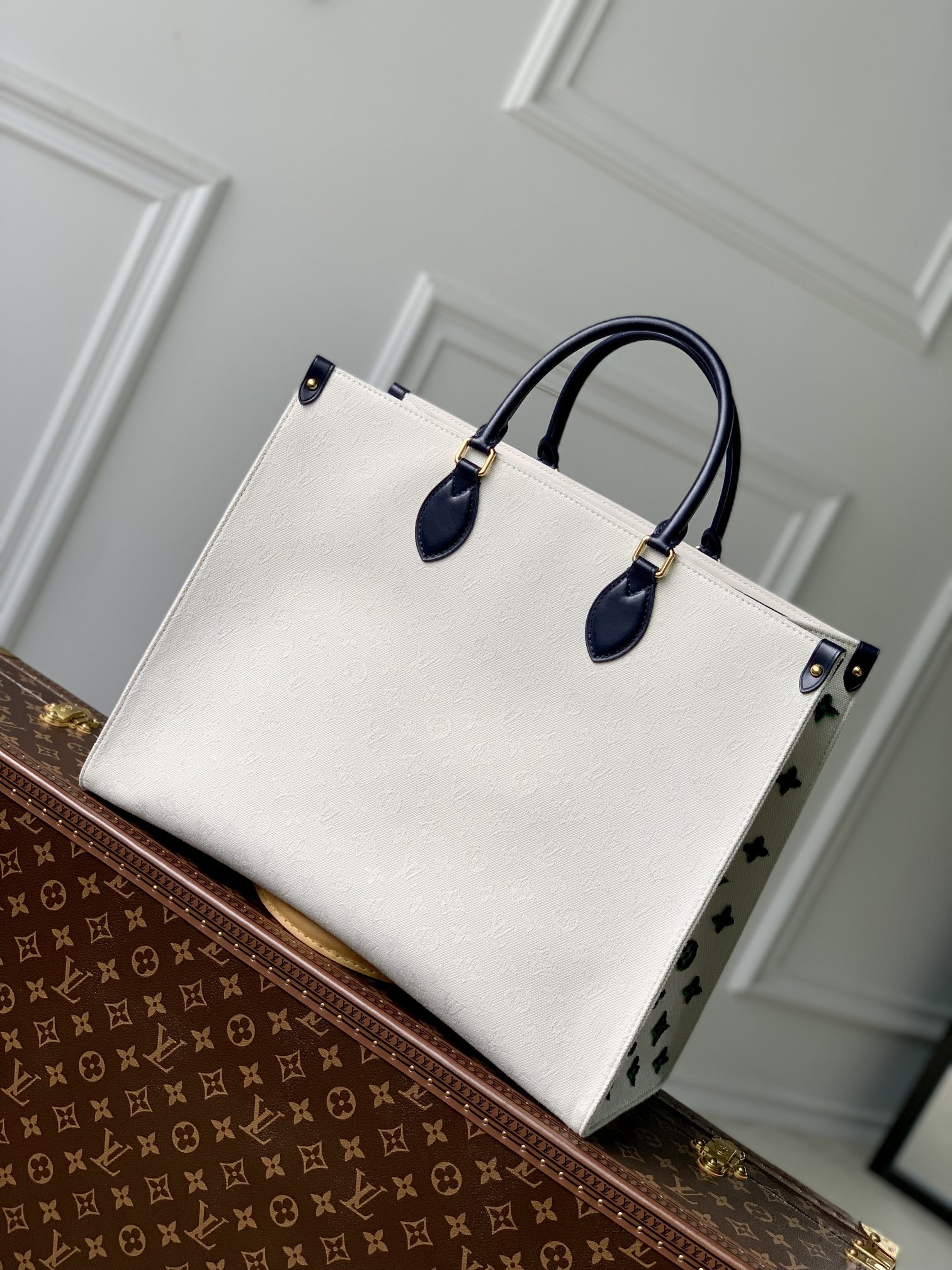 Louis Vuitton Onthego Bag