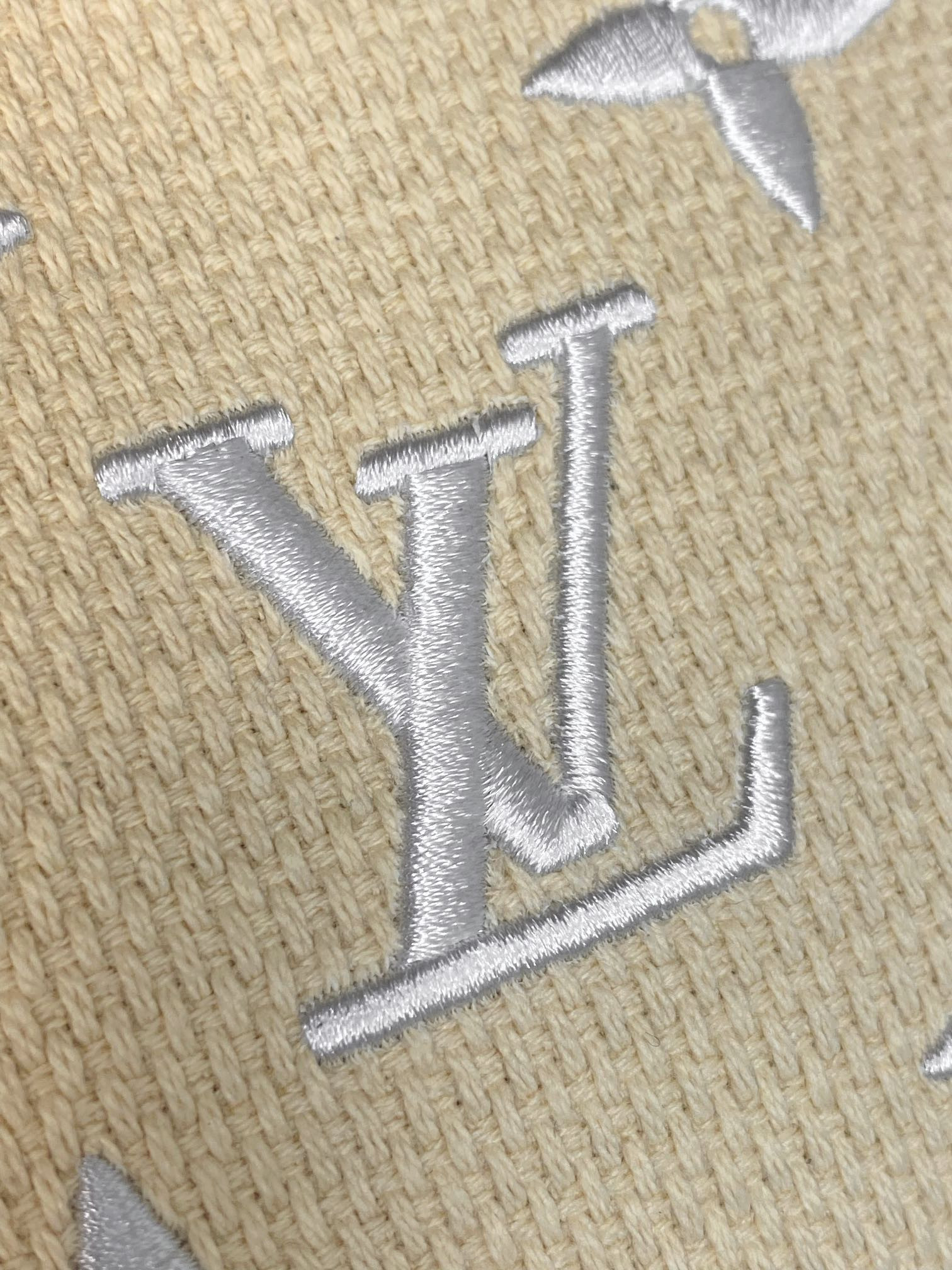 Louis Vuitton Pochette Accessoires Metis Bag