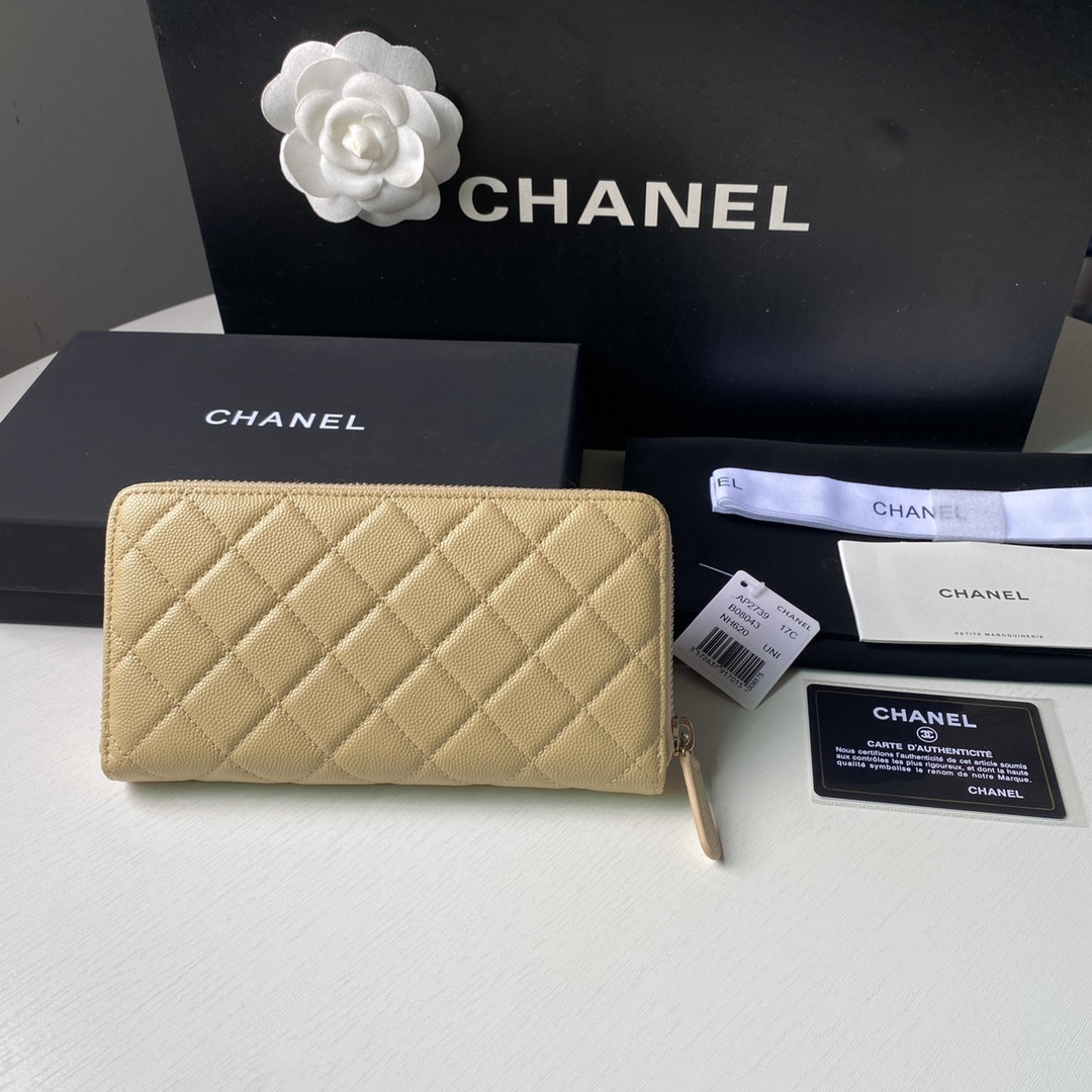Chanle Zipped Wallet