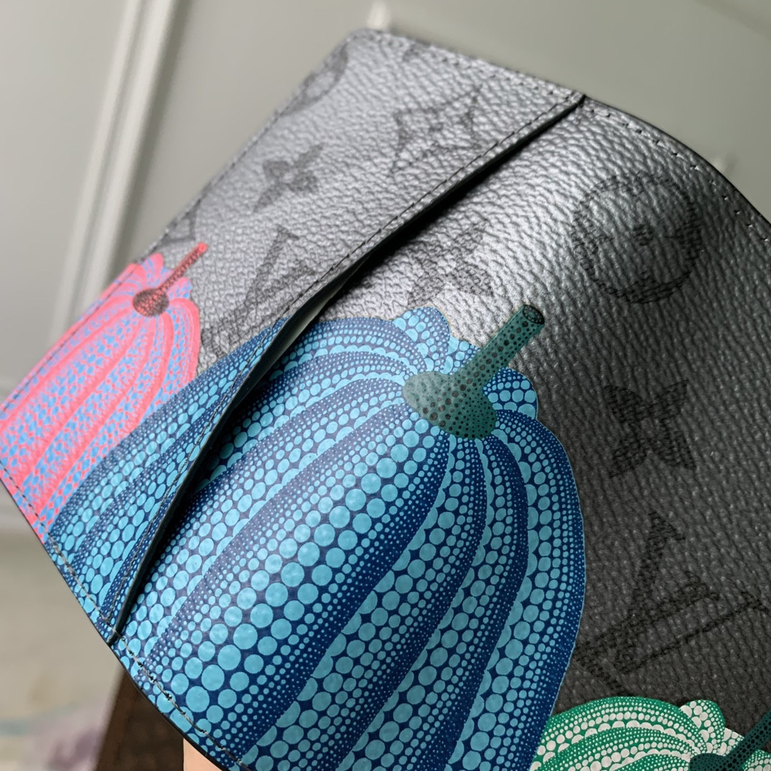 Louis Vuitton Yk Zippy Bag