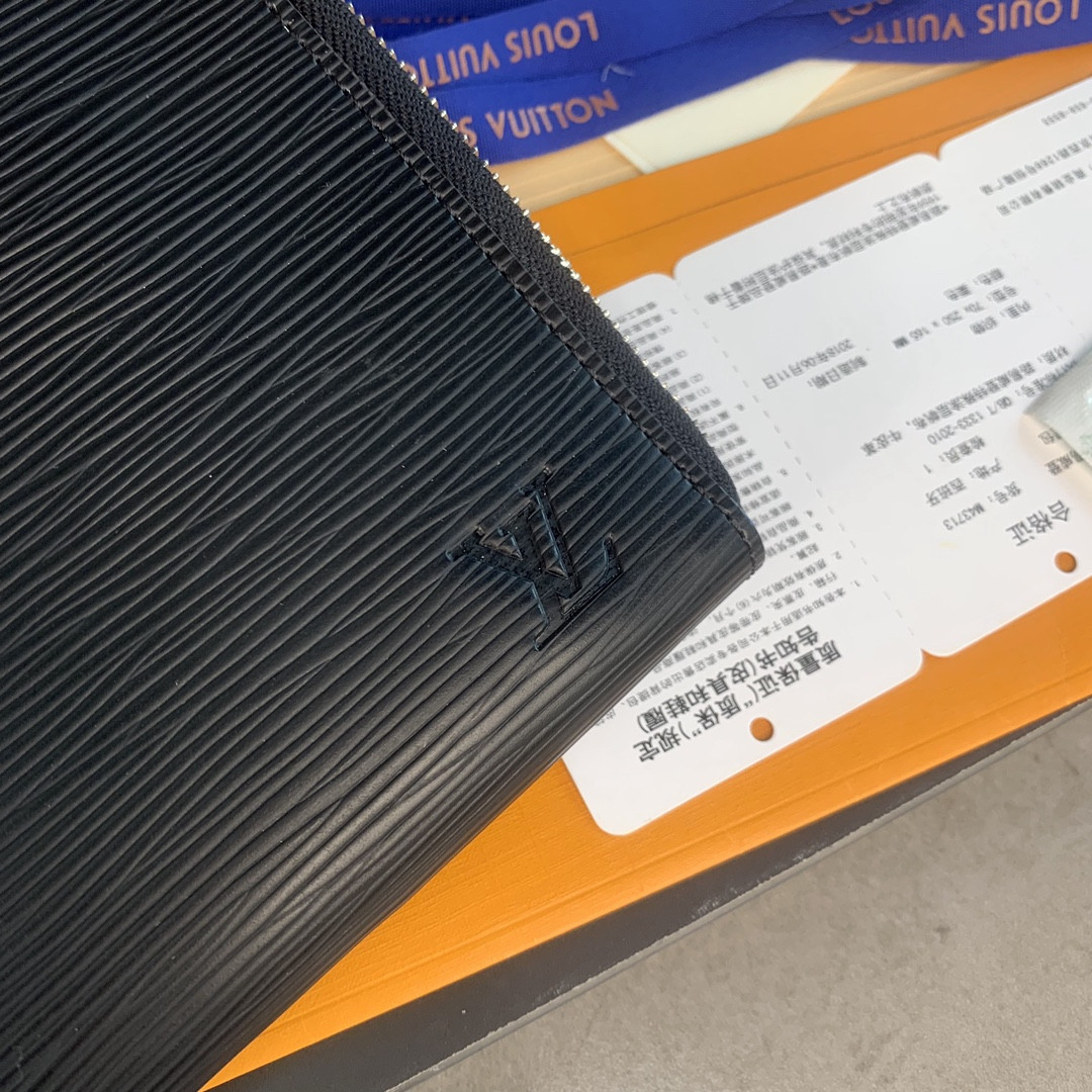 Louis Vuitton Pochette Jour Bag