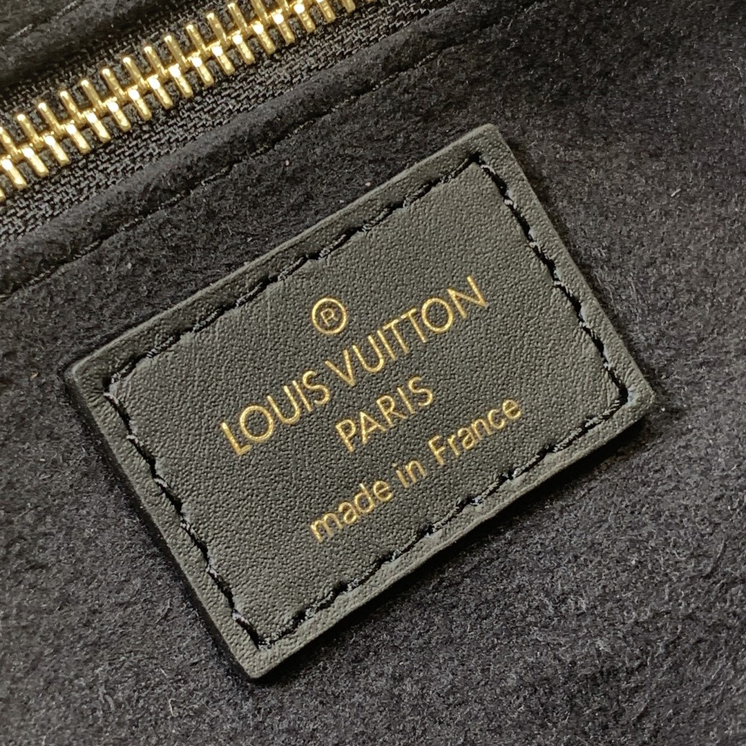 Louis Vuitton Petite Malle Souple Bag
