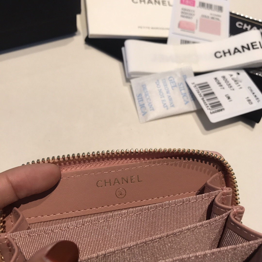 Chanle Zipped Wallet