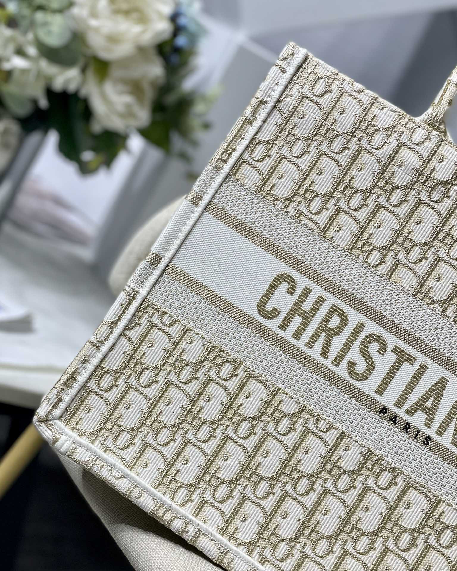 Medium Dior Book Tote