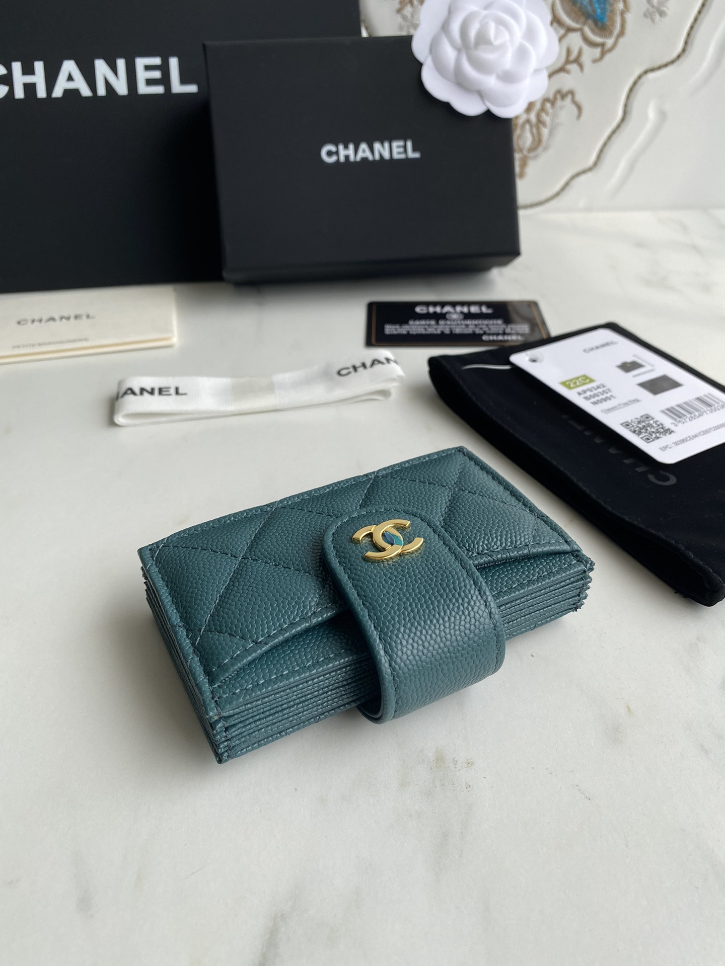 Chanle Flap Wallet