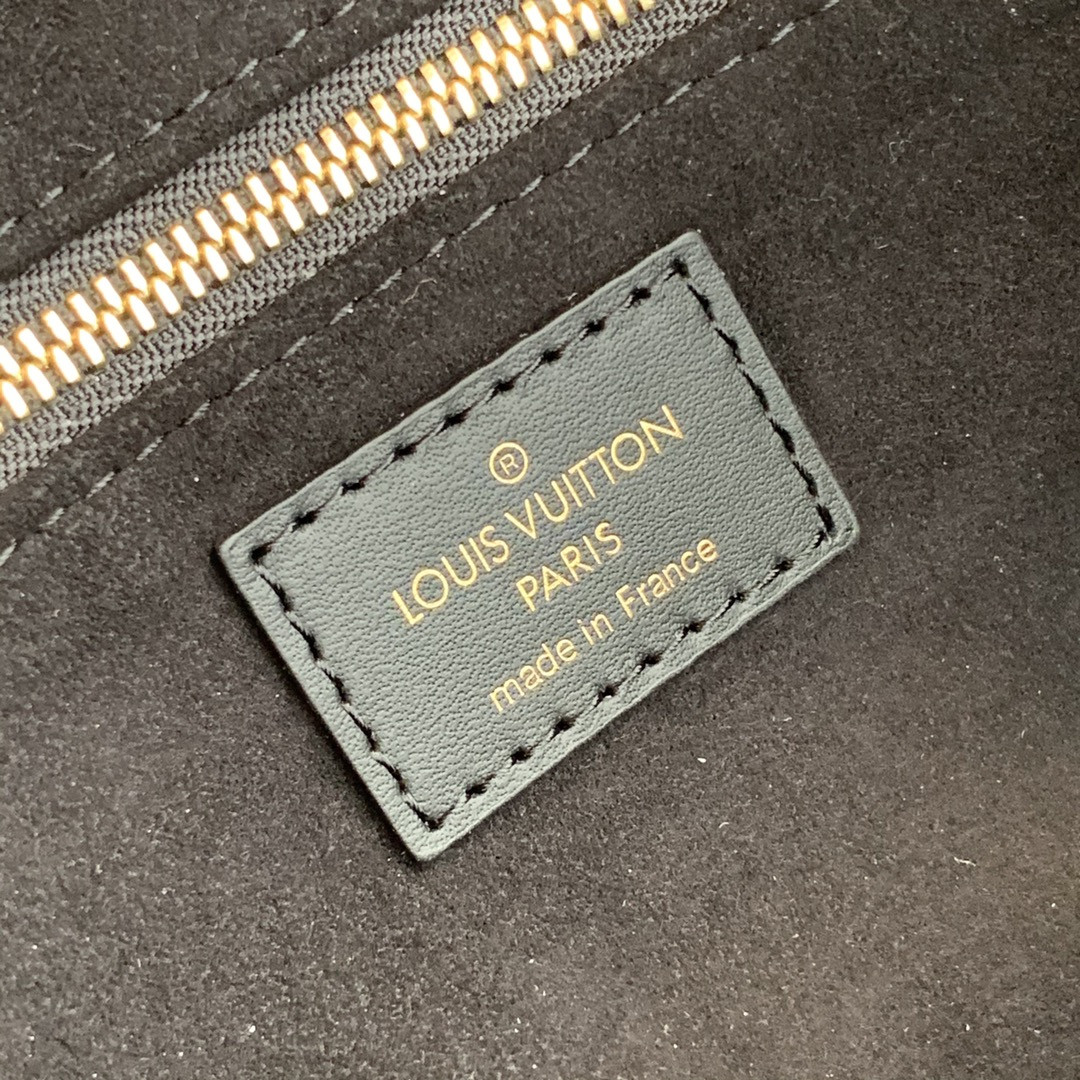 Louis Vuitton Petite Malle Souple Bag