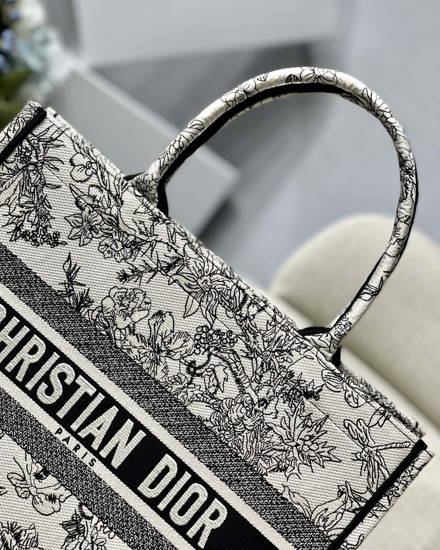 Medium Dior Book Tote