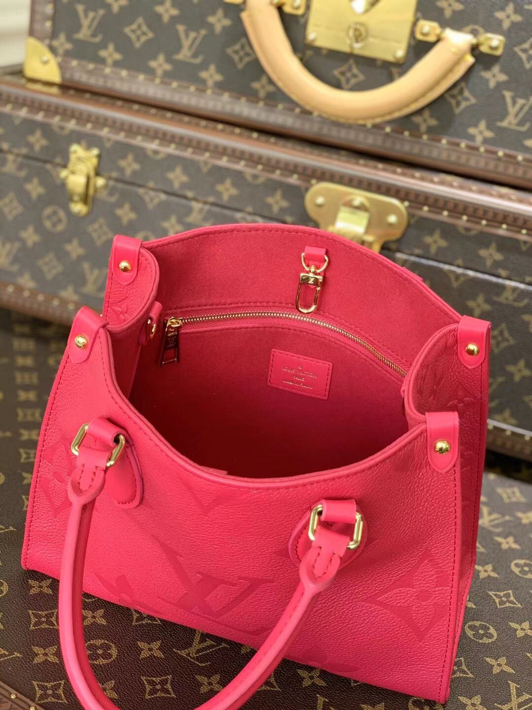 Louis Vuitton Onthego Bag