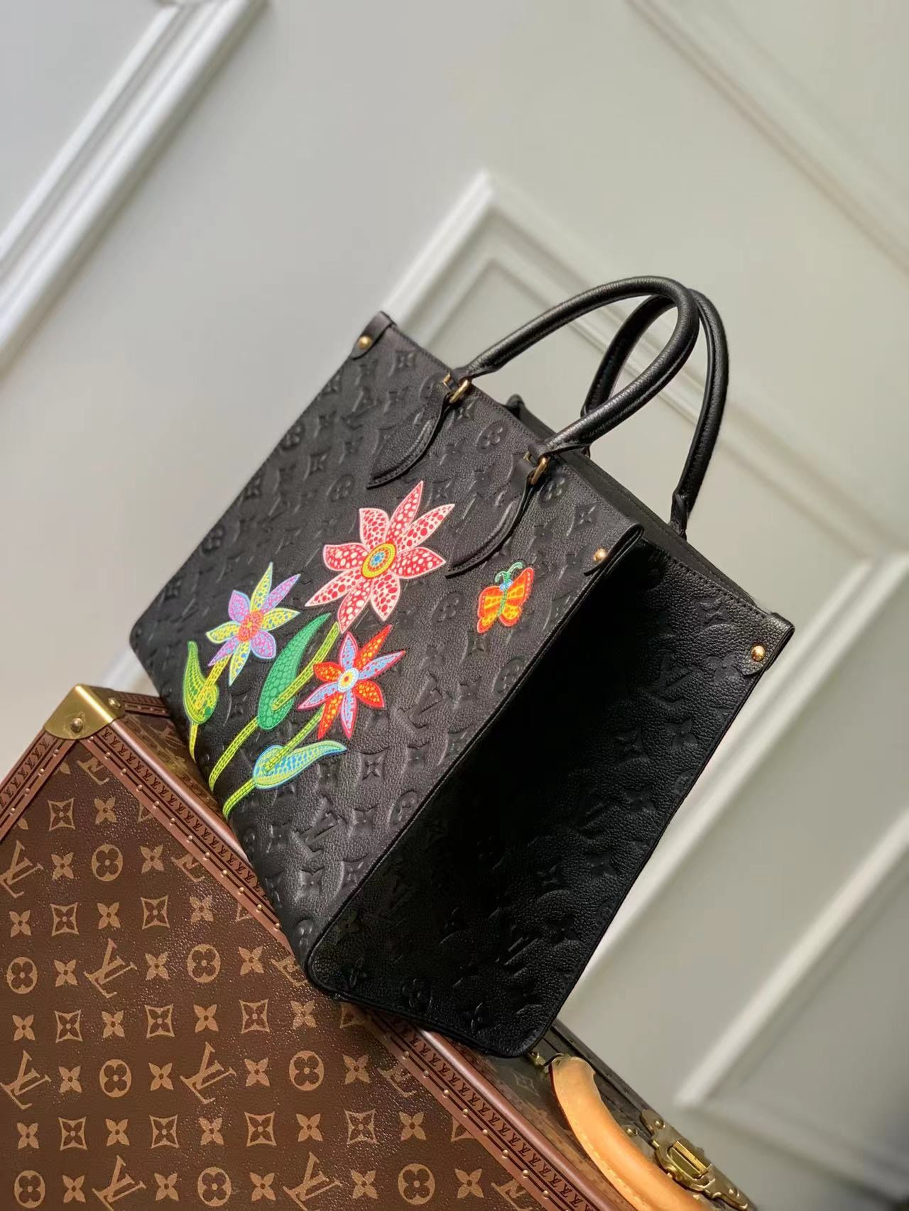 Louis Vuitton Onthego Bag