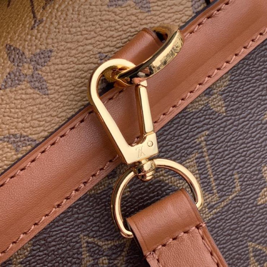 Louis Vuitton Dauphine Bag